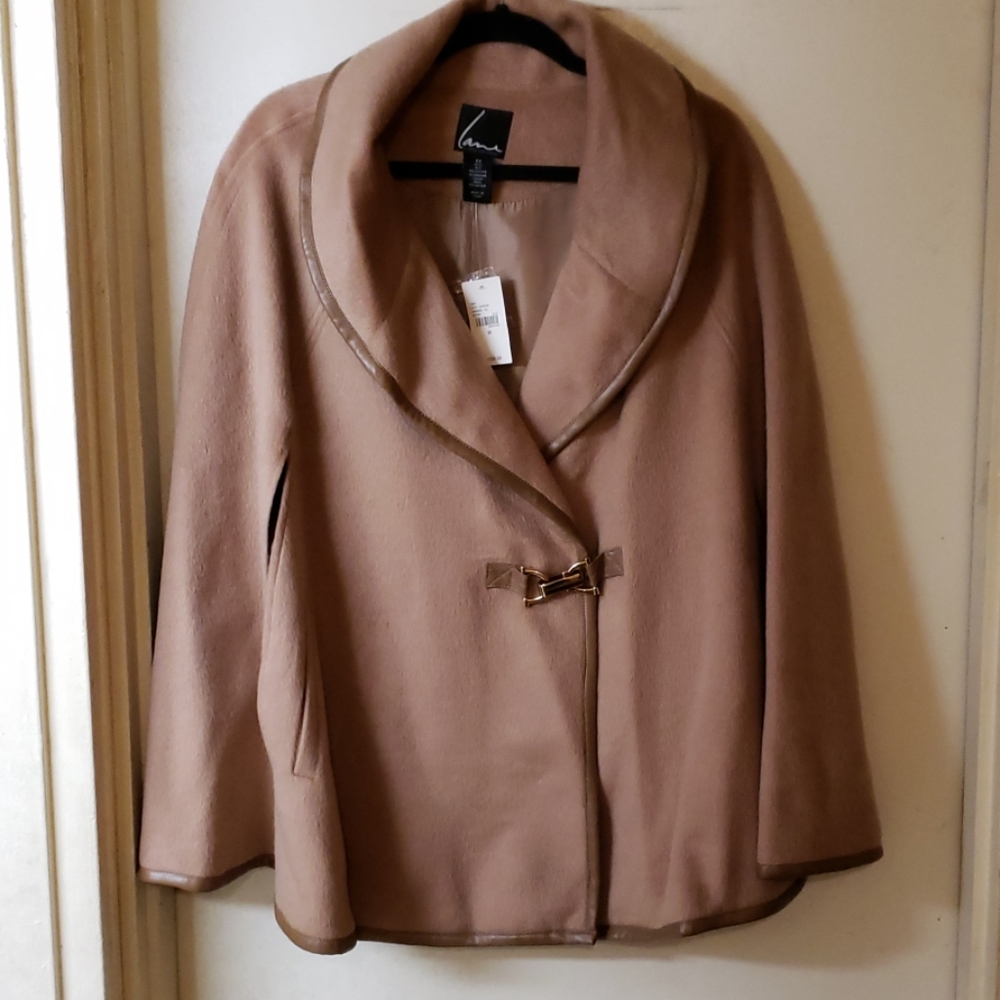 Ladies plus size cape